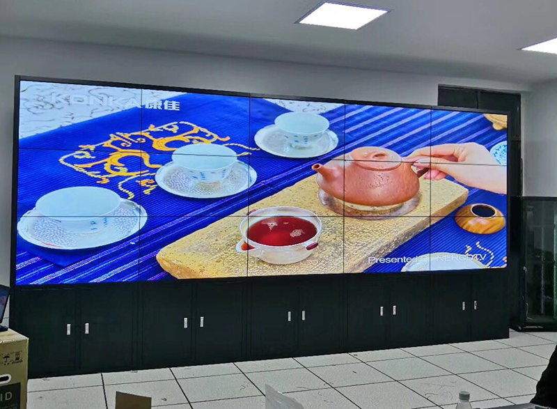 江西九江市湖口縣某塑料廠(chǎng)46寸3.5mm3X5落地機柜拼接項目完美收官